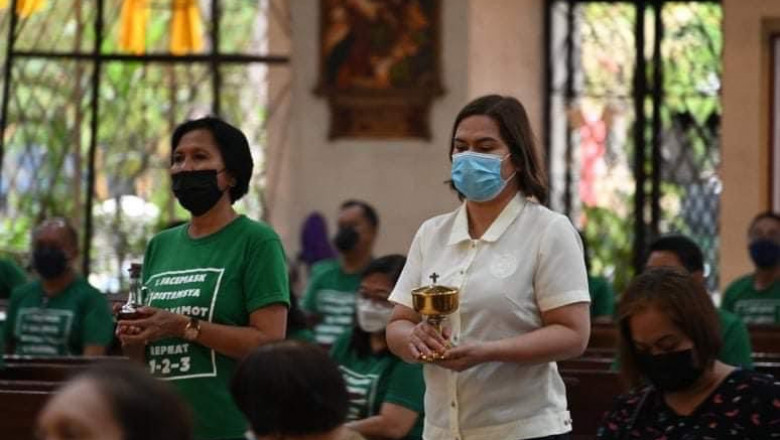 Sara wishes peace, healing, and unity this Christmas