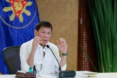 Duterte calls on next President to continue war on illegal drugs