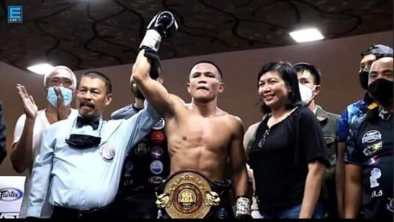 Davnor boxer Charly Suarez gets Asian boxing title after KO win over Bukidnon boxer