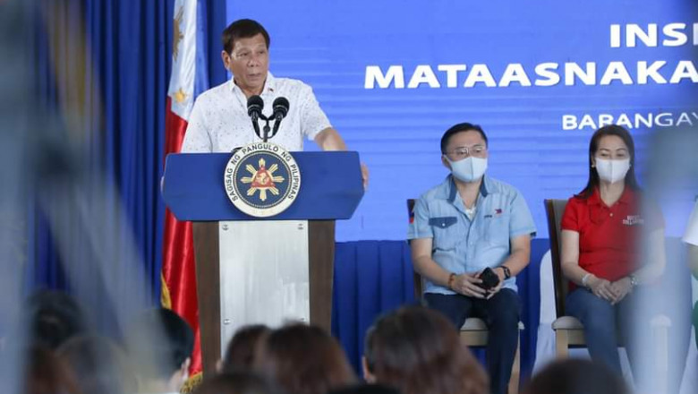 Duterte inspects new evacuation centers in Batangas