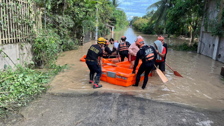 Floods displaced over 2,000 families in Davao City; no casualties recorded