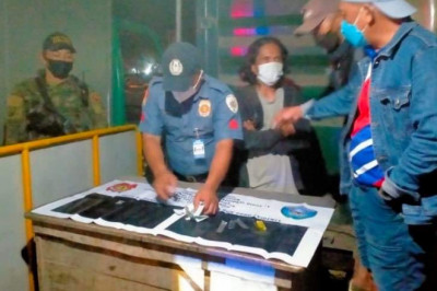 Van driver, dakpan sa pagdala’g droga