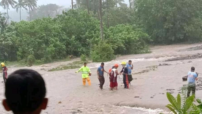 20 patay sa landslide, baha sa Baybay City, Leyte