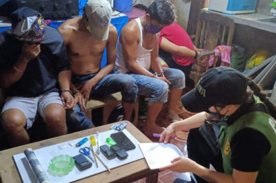 4 arrested in Agdao drug den raid