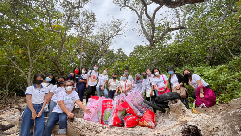 Sta. Ana NHS students and teachers conduct coastal cleanup for Environmental Month