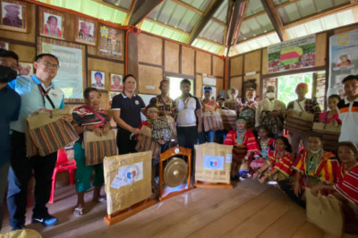 PSC donates basic provisions  to IPs in Talaingod