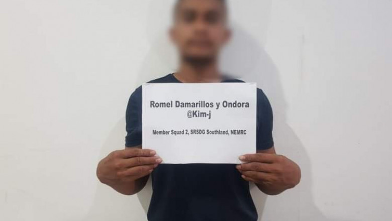 2 NPA rebels surrender to military in Agusan del Sur