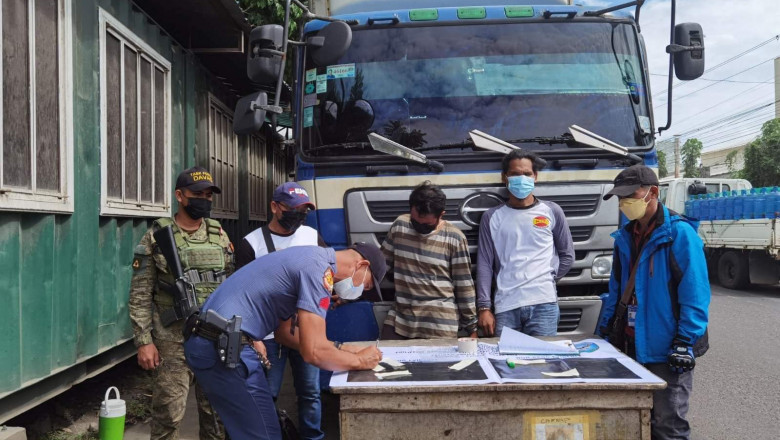 Truck driver, helper nga nagdala’g druga pasulod sa Davao dakpan sa AFP-PNP checkpoint