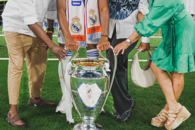 Half Pinoy Real Madrid Star offers Champions League Trophy to family