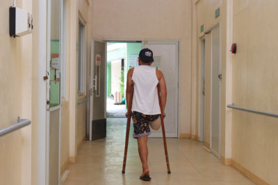 Philippines: A new leg and renewed hope for a single father in Mindanao