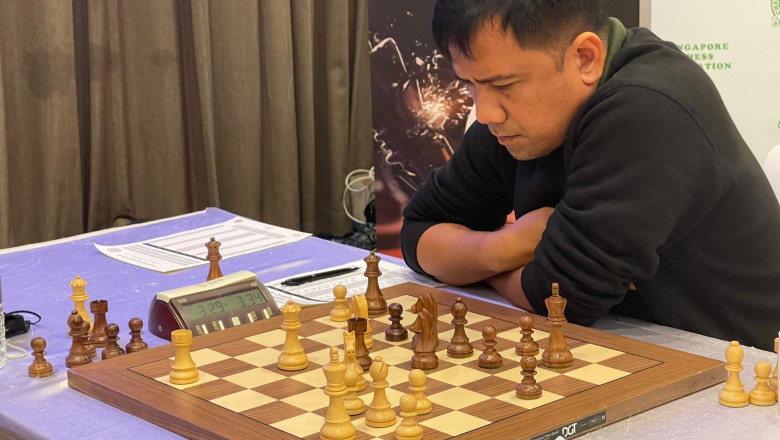 Davaoeno gets 2nd place in Singapore chess tourney