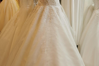 30 couples alleged they are scammed by Davao-based wedding organizer