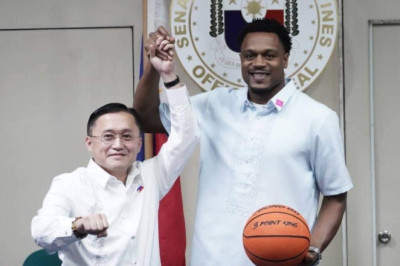 Bong Go supports naturalization of Justin Brownlee; commends his 