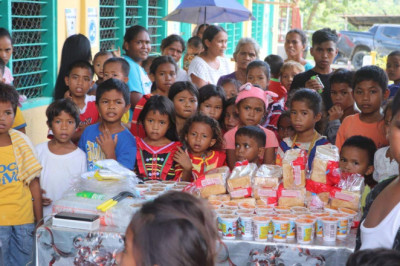 Talaingod IP students receive gifts from 10ID, stakeholders