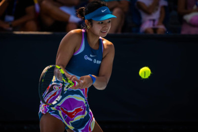 Strong start for Alex Eala in Thailand