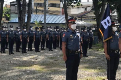 Kampanya sa ilegal nga paggamit sa oniporme sa pulis, pahugtan