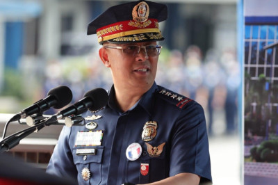 Mga nasalang courtesy resignation ng mga Koronel, Heneral ng PNP nasa Pangulo na