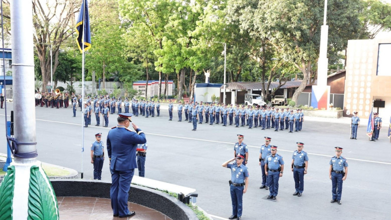 208 pasaway nga pulis, lagpot sa serbisyo
