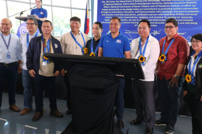 SM Cares launched Emergency Preparedness Forum, making PWDs, Seniors disaster-ready