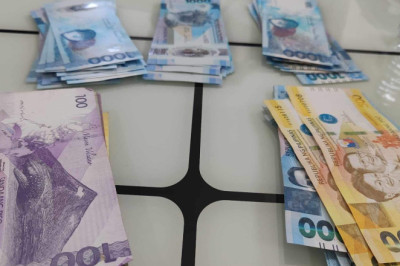 Release of P69.4 billion year-end bonus, cash gift for government personnel starts November 15
