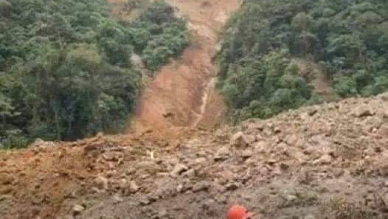 7 dead , 31 injured, 48 missing in Masara landslide