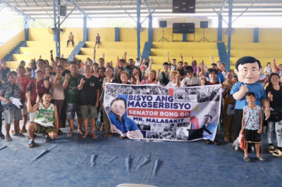 Sen. Go extends support to impoverished residents in Tagum City, Davao del Norte