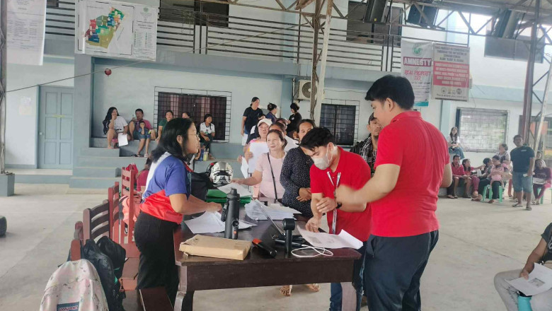 DSWD-SLP 11 grants P15K livelihood capital to over 700 beneficiaries in Davao del Norte