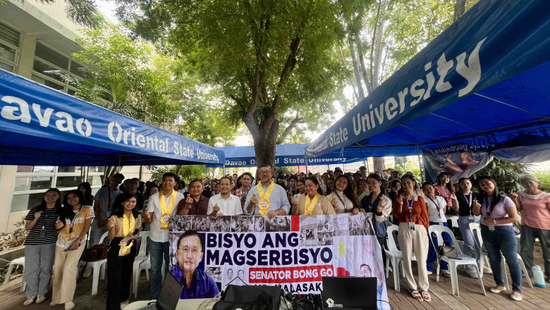 Sen. Bong Go extends support to scholars in Davao Oriental