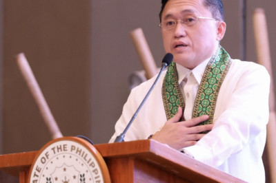 Bong Go receives Gawad Pilipino Lingkod Bayan Award