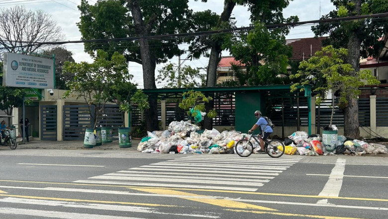 GAWAS SA REGIONAL OFFICE SA DENR SA DAVAO CITY, GIHIMO  NA'G BASURAHAN; DUMPSITE, PABILING SIRADO