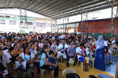 Bong Go underscores sustained government aid as over a thousand Davao City fire victims receive coordinated assistance
