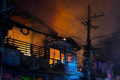 3 houses destroyed in Sasa fire;  No casualties reported