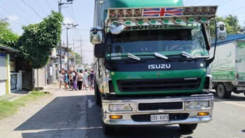 MAGTIAYONG NAKA-MOTORSIKLO, NABANGGAAN OG TRUCK, 1 PATAY